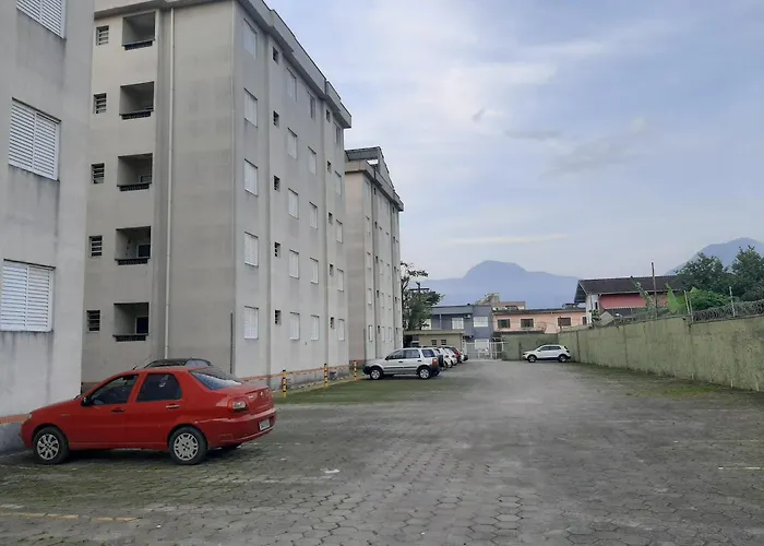 Apto Pertinho Da Praia Internet 500Mb E 3 Tvs 2 Quartos Tv A Cabo Estacionamento Tudo Perto Ubatuba